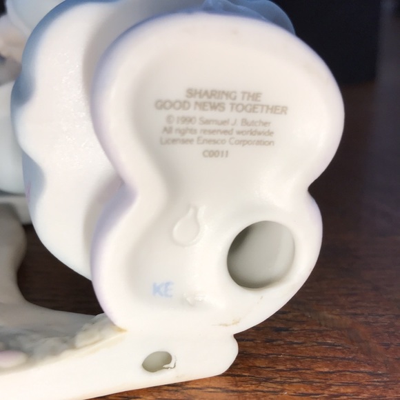 Precious Moments “Sharing the good news together” - Picture 5 of 5